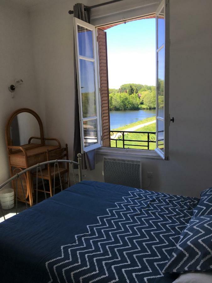 Bar Le Lac Bessines-sur-Gartempe Eksteriør billede